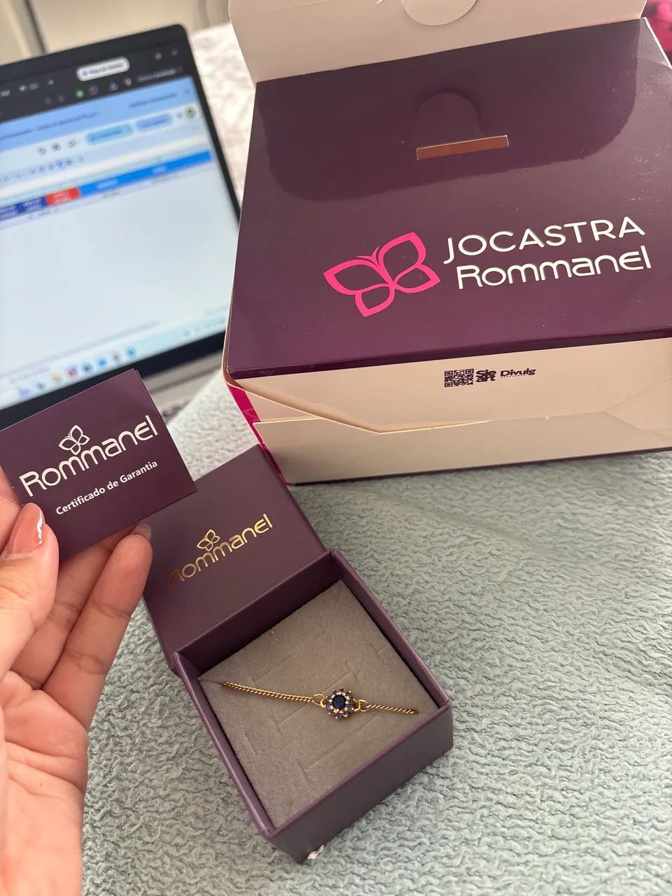 Pulseira dourada rommanel 