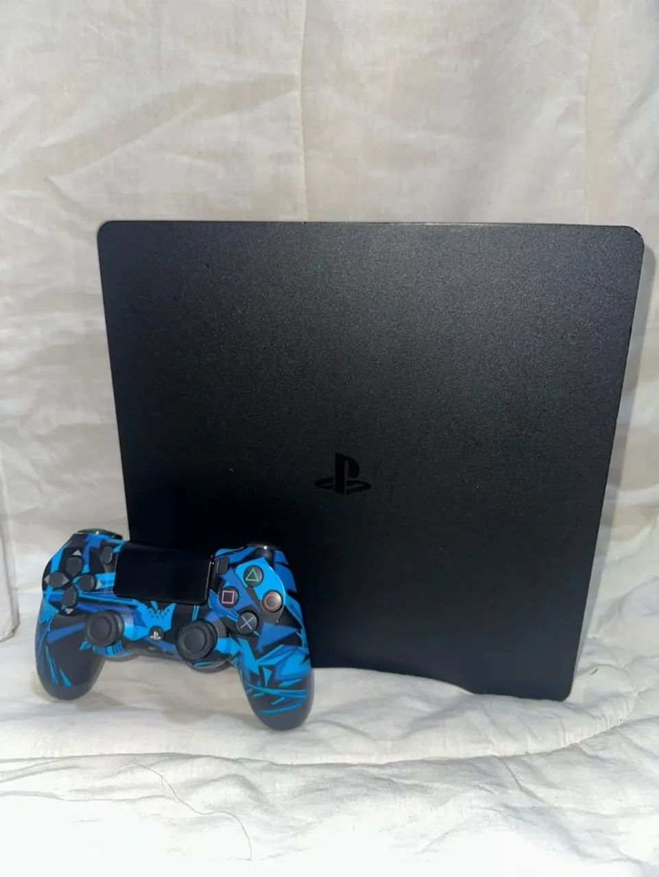 Ps4 slim 