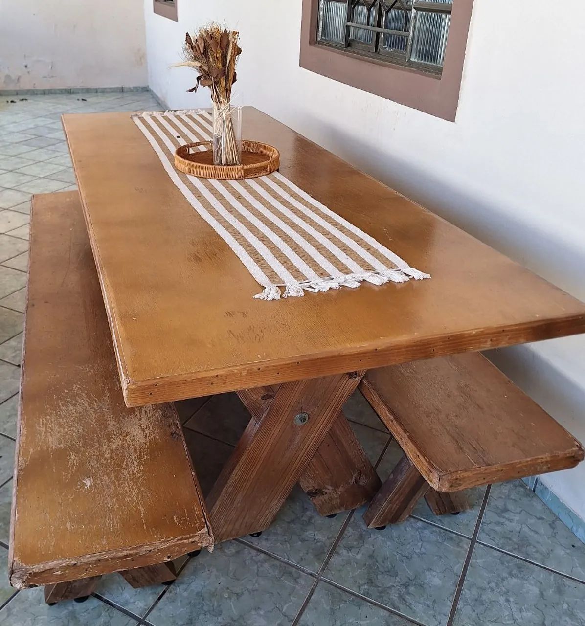 Conjunto de mesa madeira com 2 bancos   - Foto 3