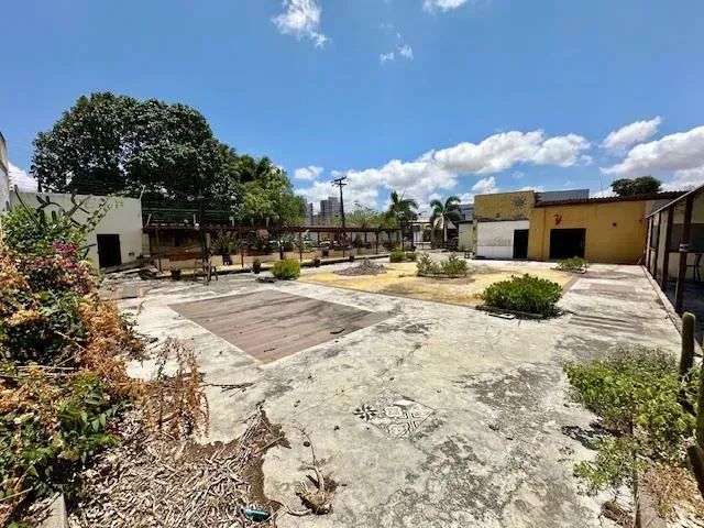 ALUGO -  IMÓVEL COMERCIAL - 1.120m2 - CIDADE DOS FUNCIONÁRIOS - Foto 3