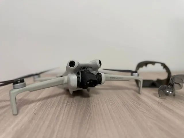 Drone Dji mini 4 PRO - somente aeronave, leia a descrição - Foto 4