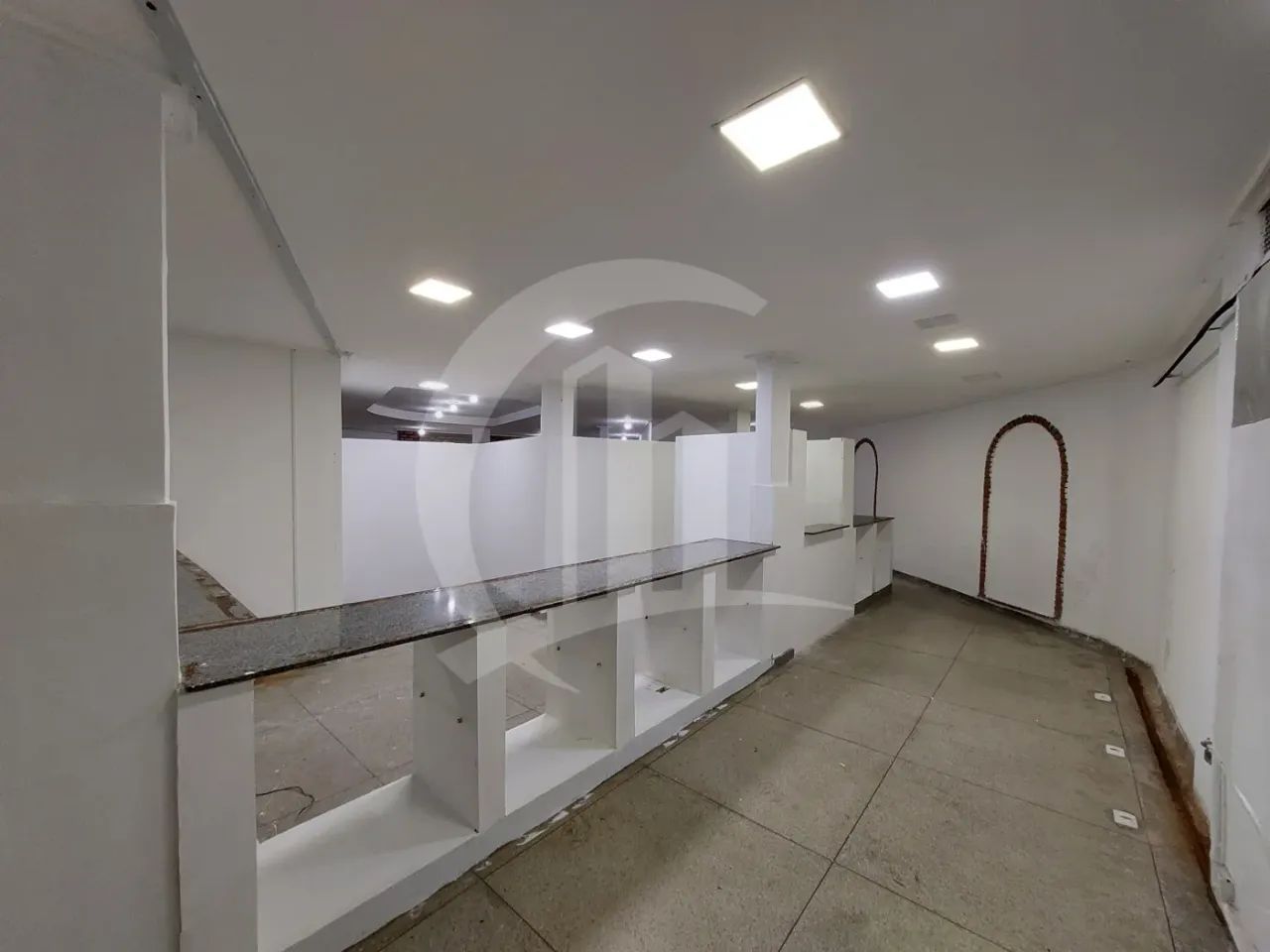 Ponto comercial em ótima localização no bairro São José. - Foto 3
