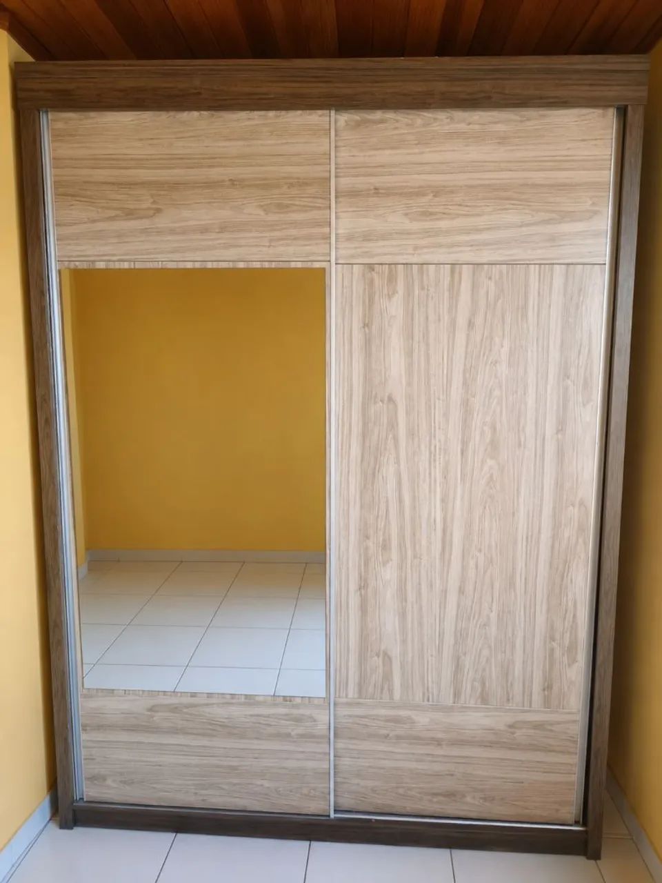 GUARDA ROUPA DUAS PARTES