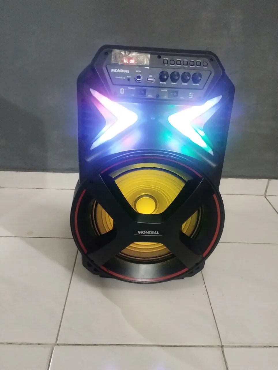 Alugo caixa de som, 120,00 reais - Foto 2