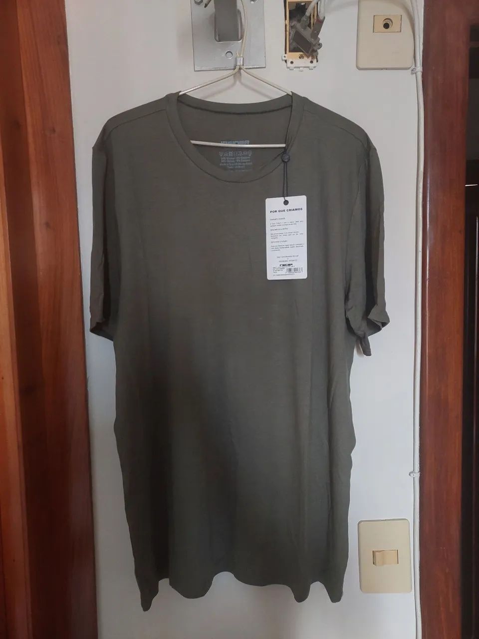 Camiseta Insider Daily Nova