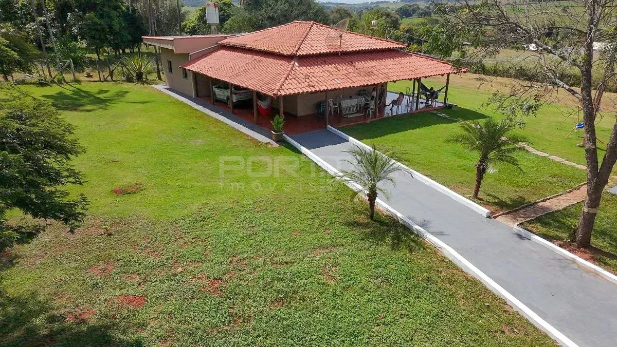Chácara Documentada em Nerópolis | 32.000m² | 3 Quartos | Piscina - Foto 4