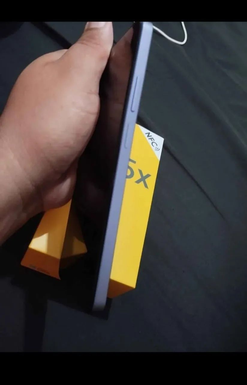 Realme c75x 256 GB 6 GB Ram - Foto 4