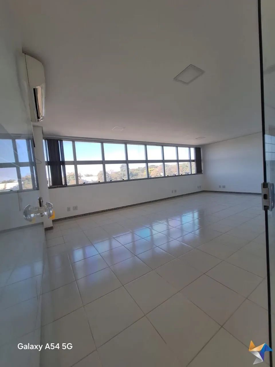 Alugo sala Ed. Medical Center - Asa Norte - Foto 5