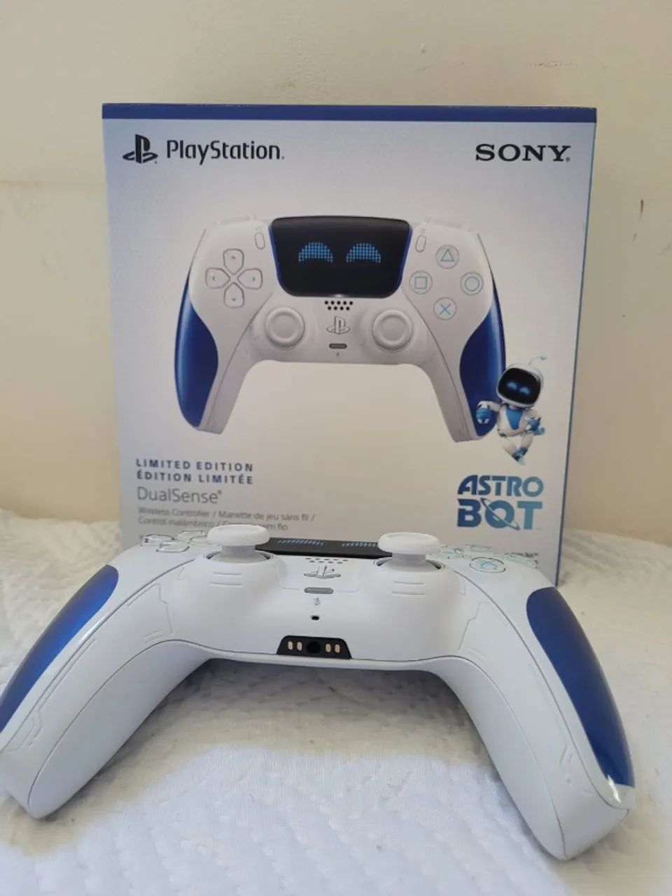 Dualsense AstroBot - PS5 - Foto 4