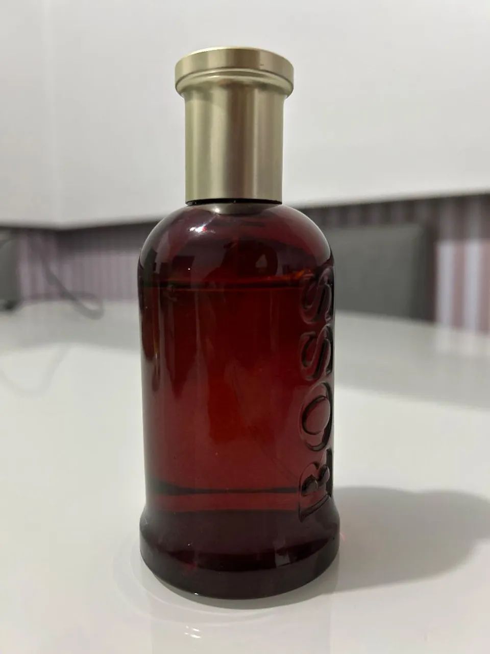 PERFUME HUGO BOSS OUD SAFFRON - Foto 3