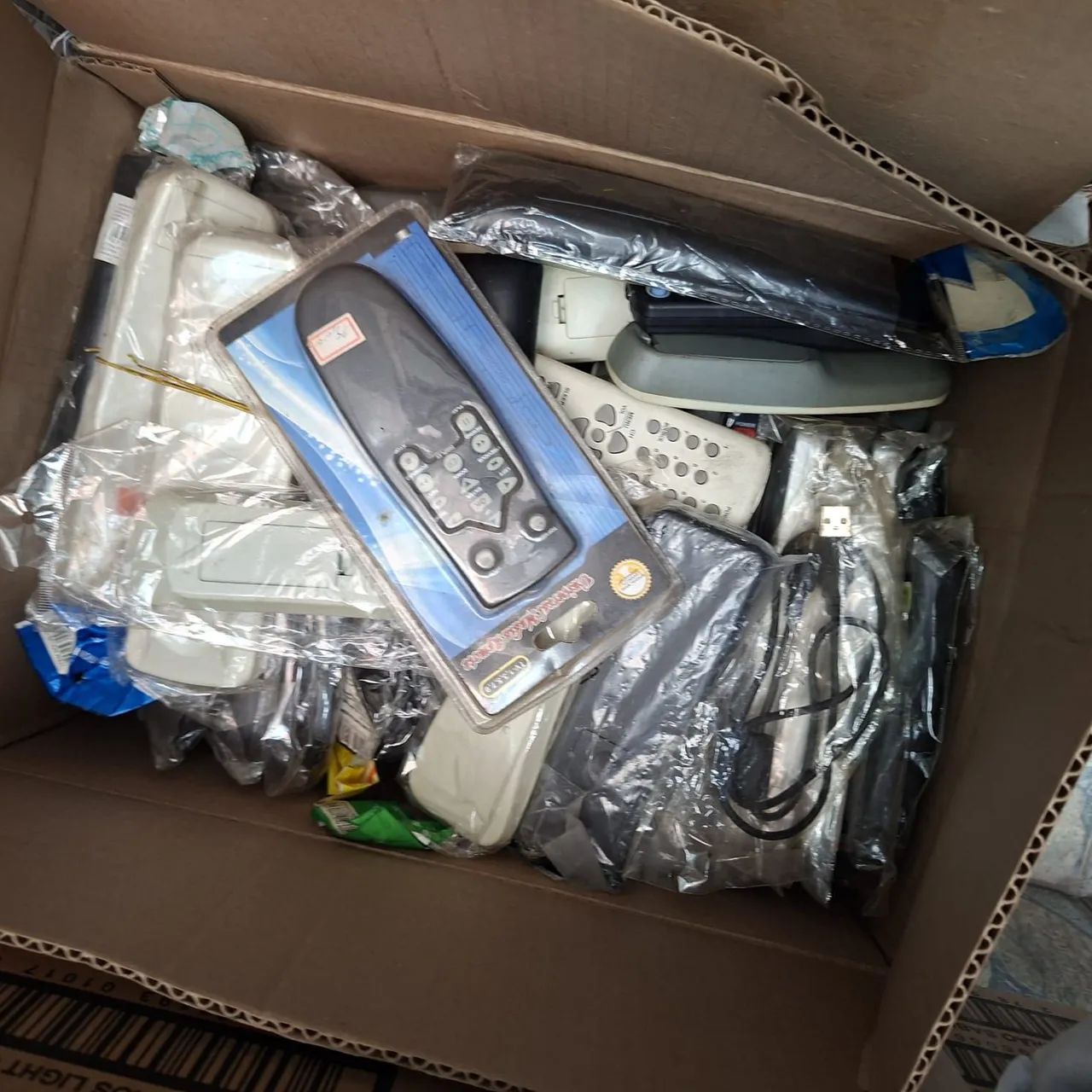 Mais de 1.000 controles para TVs  - Foto 3