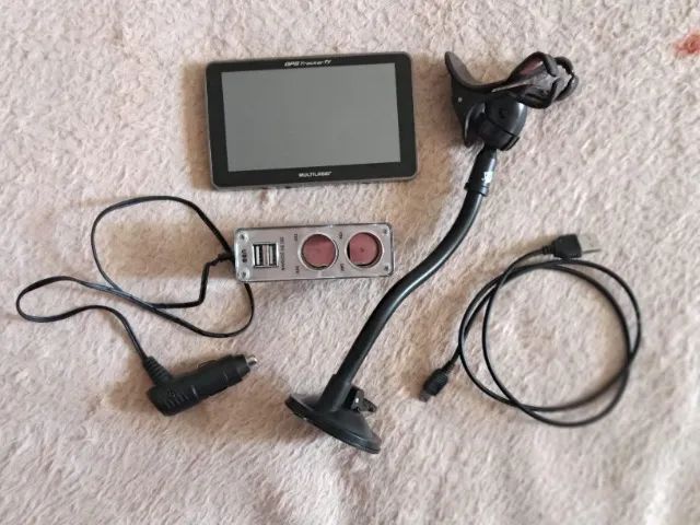 Vendo GPS Multilaser Tracker com tela de 5 polegadas, modelo clássico.  - Foto 3