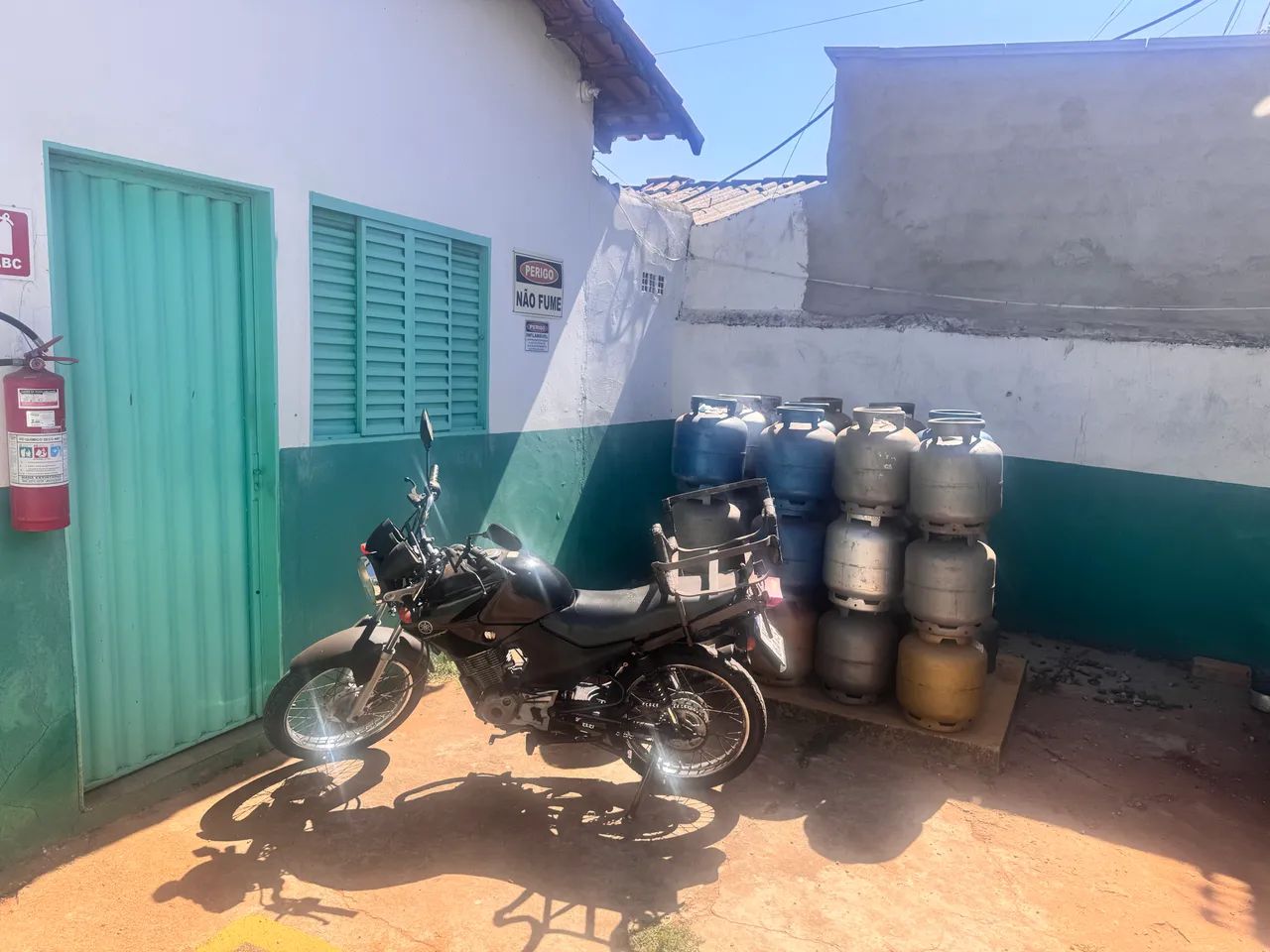Vendo ou Troco Depósito de Gás  - Foto 3