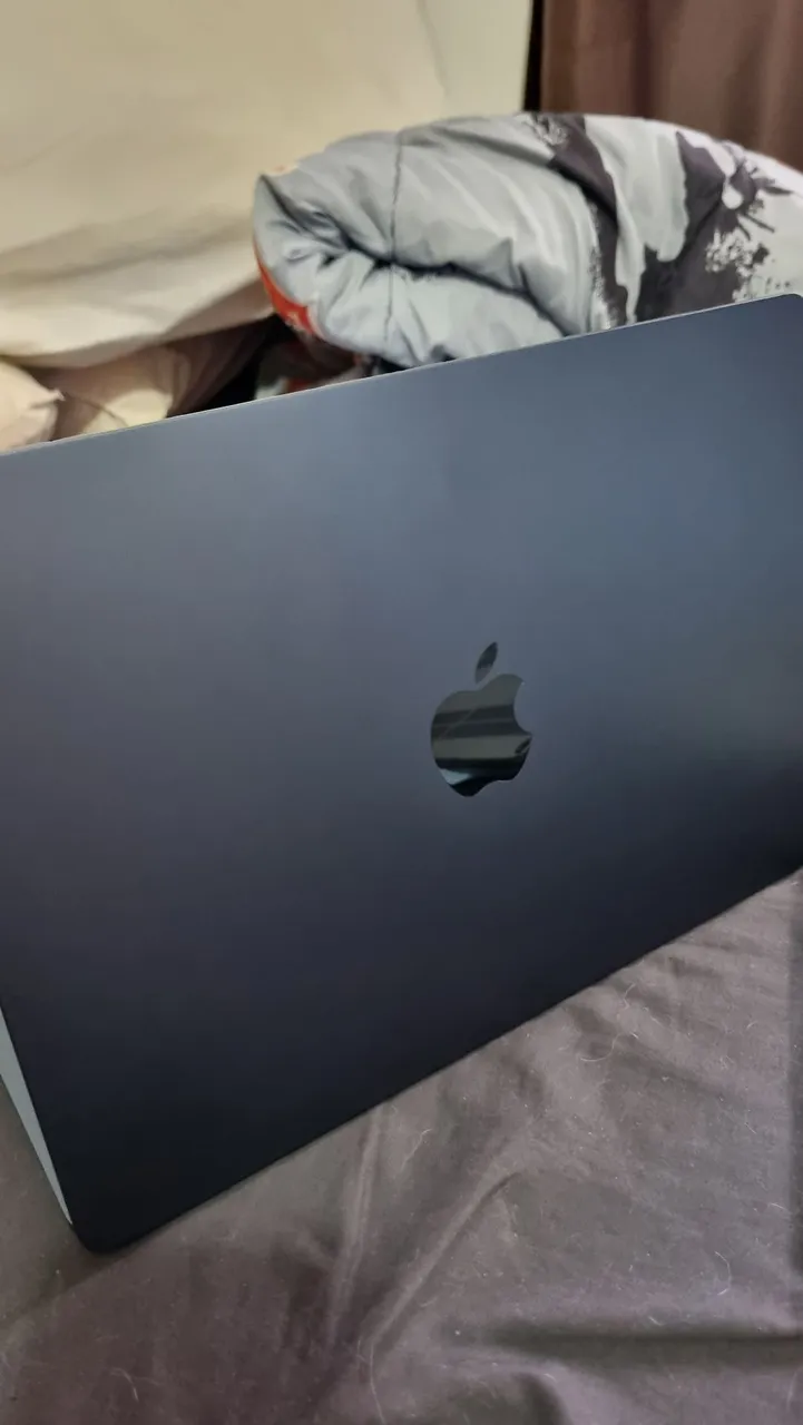 MacBook Air 13 2020 M1/8GB/250GB - Bateria 89% - 184 Ciclos
