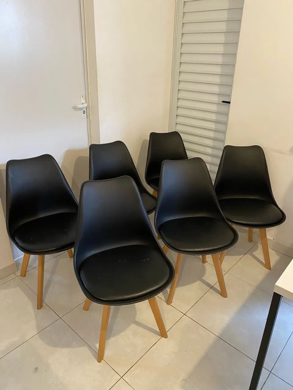 Kit 6 Cadeiras Charles Eames Leda - Preta  - Foto 2