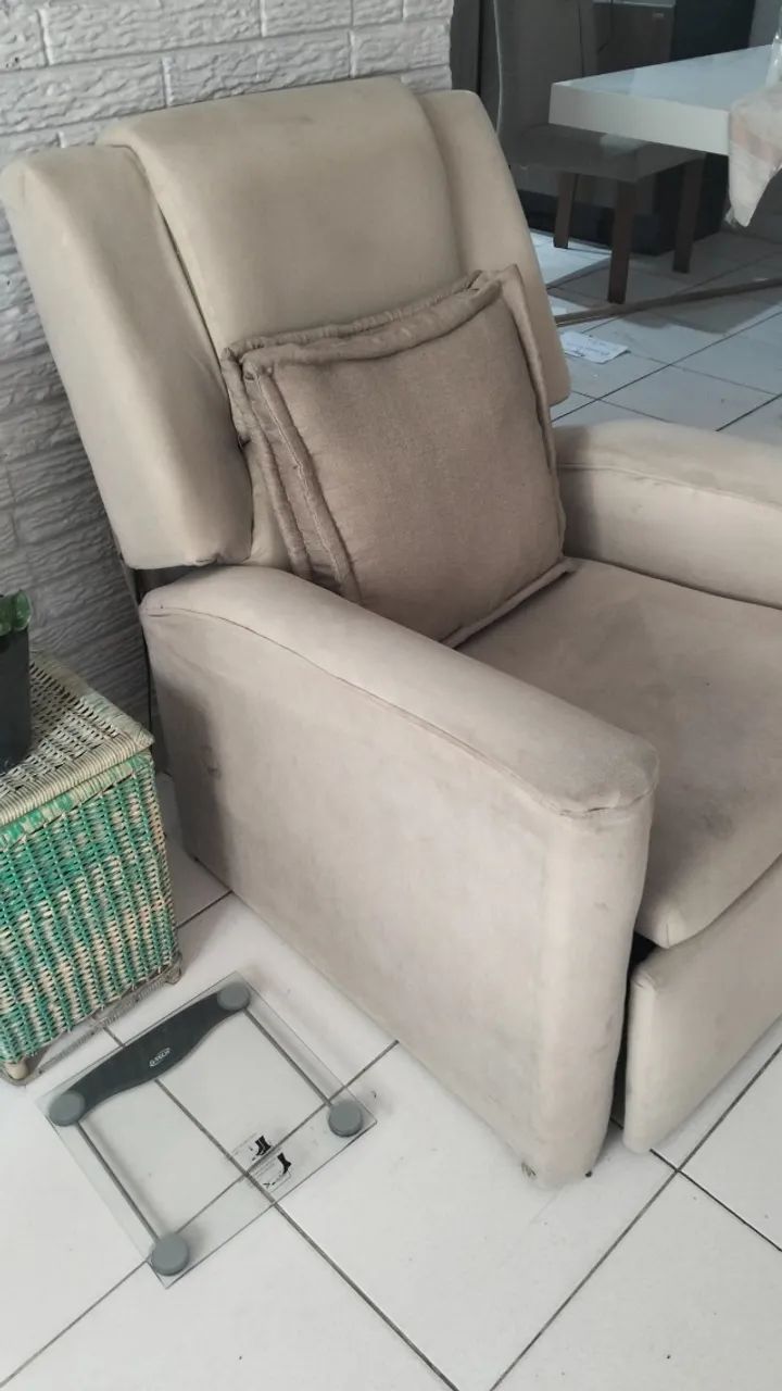 Poltrona Desapego R$ 200,00 - Foto 4