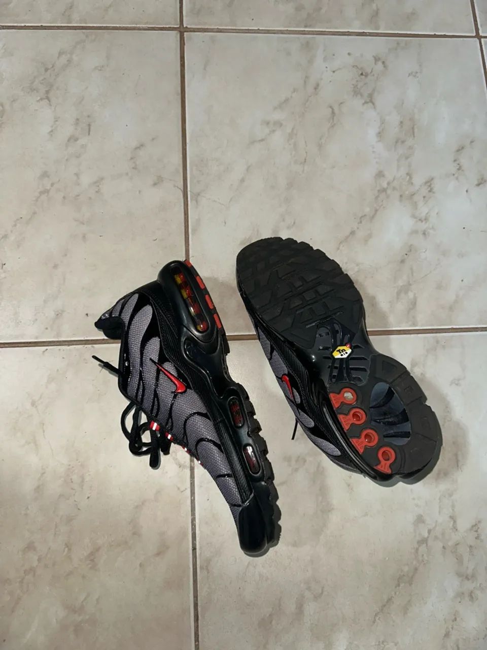 tênis tn da nike - Foto 4