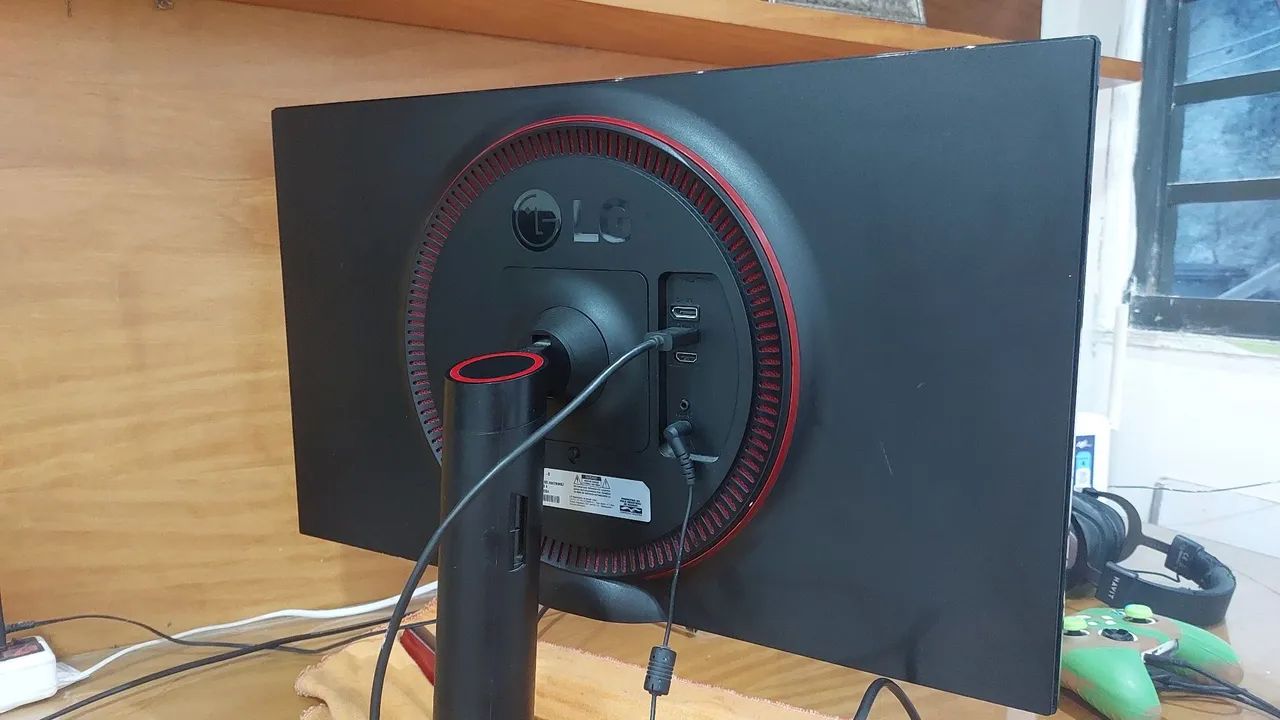 Monitor  LG 27 144hz 1ms ips - Foto 2