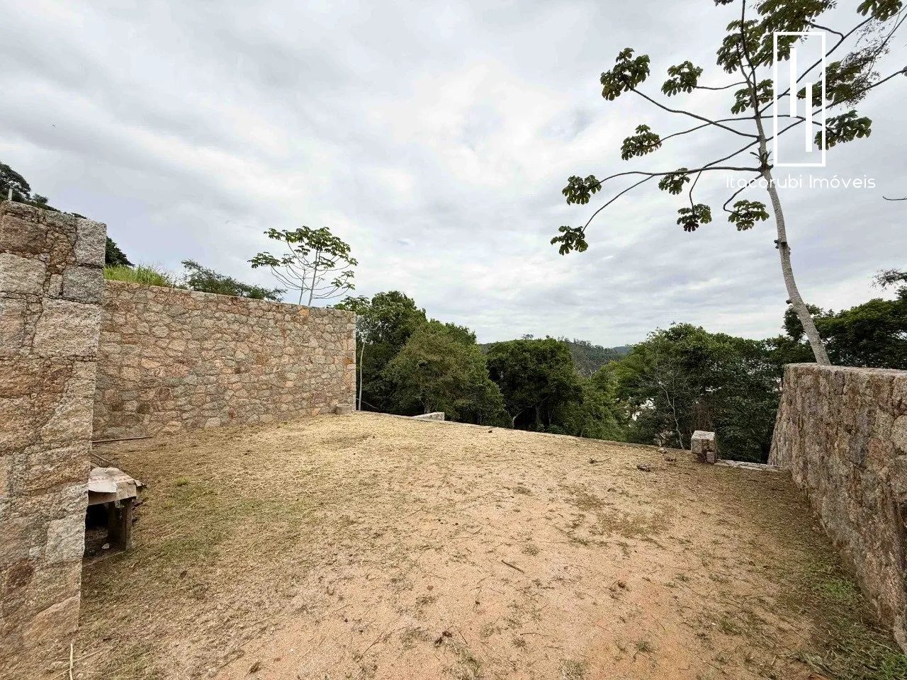 Lindo terreno no Corrego Grande junto a natureza - Foto 4