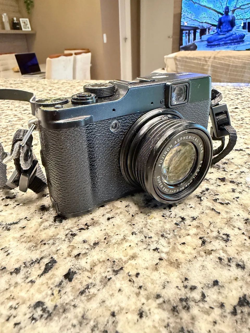 【即購入可】Fujifilm X10 Fujifilm X10 - Câmeras e Filmadoras - Vila Praia, São Paulo
