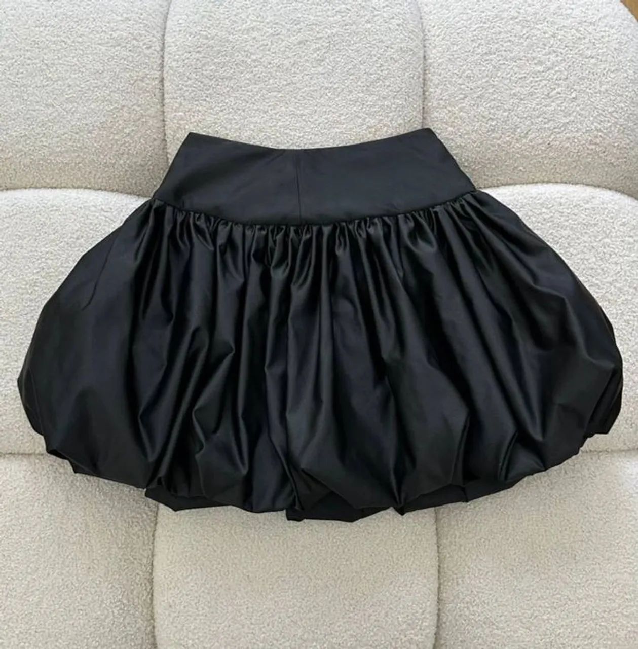 Saia balão preta 