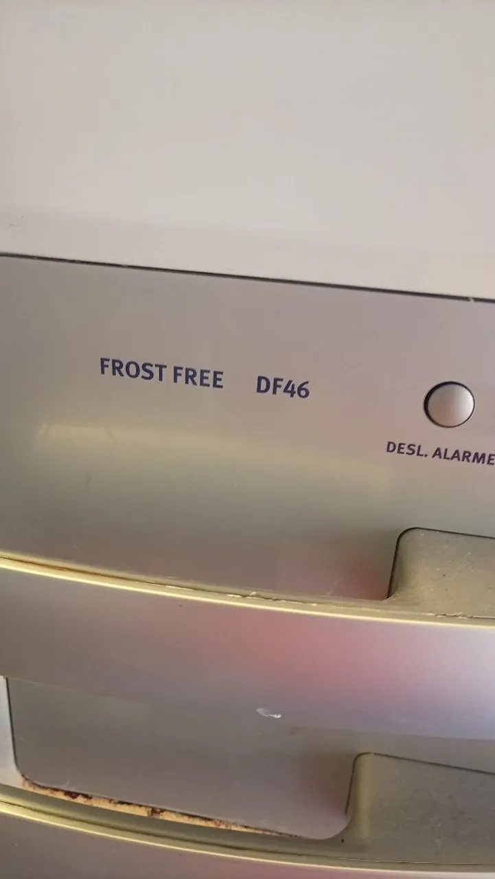 FREEZER EXPOSITOR HORIZONTAL 405 LITROS - Geladeiras e Freezers