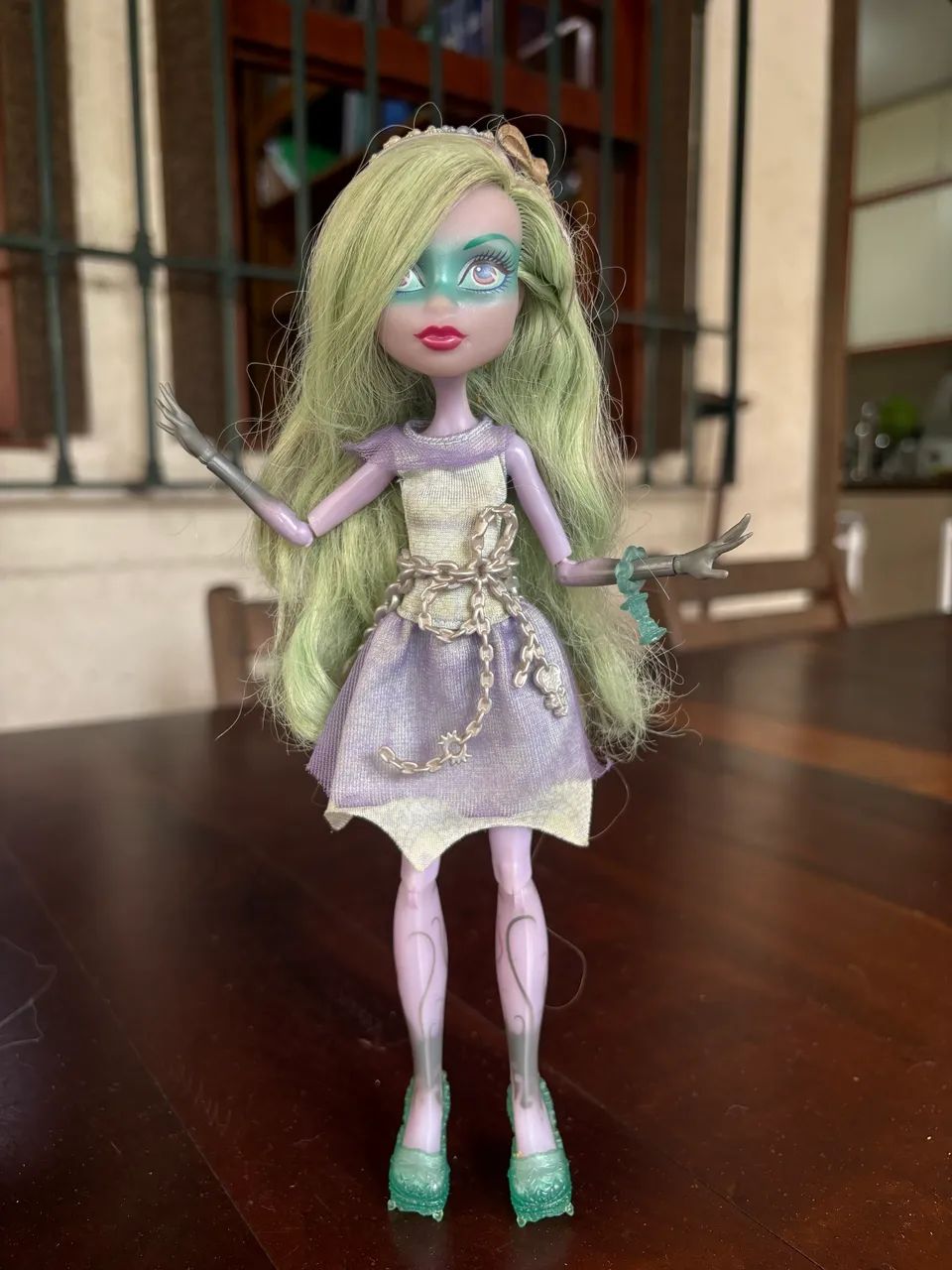 Boneca Twyla G1 monster high original completa 