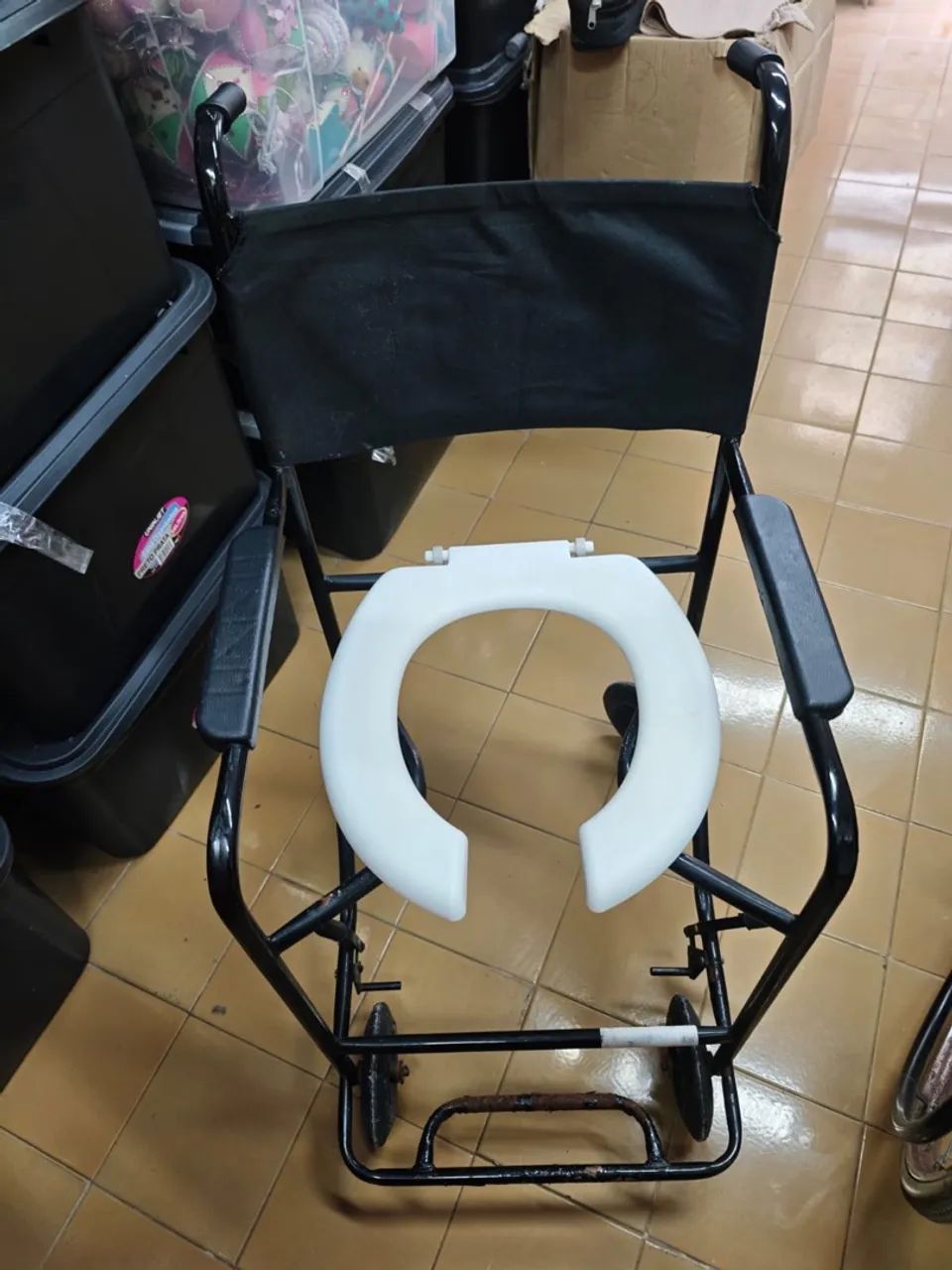CADEIRA DE BANHO USADA