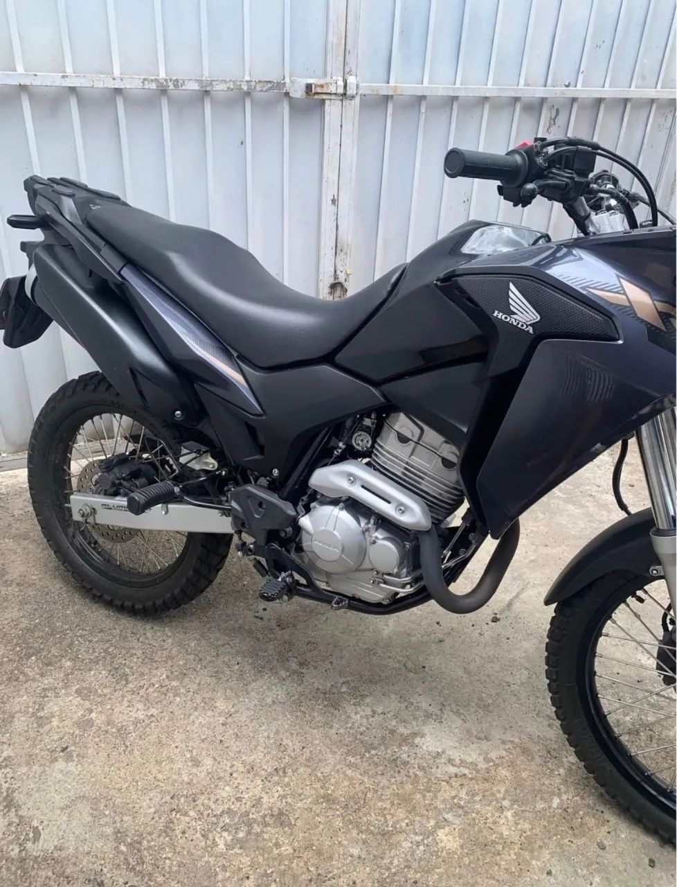 XRE 300