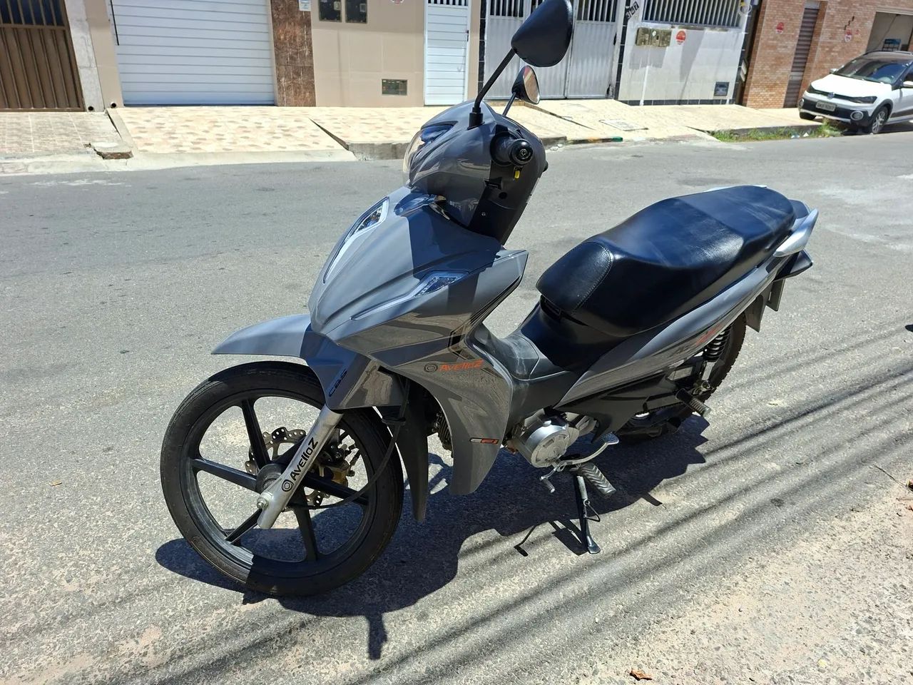 Avelloz AZ125