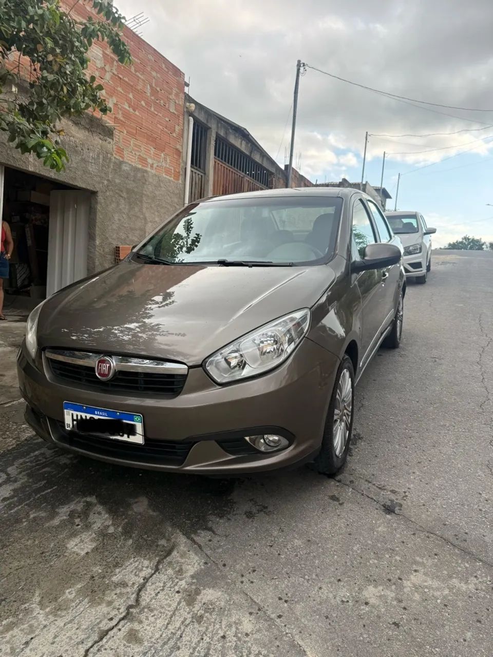 Fiat Grand Siena ESSENCE 1.6 FLEX 16V 2013