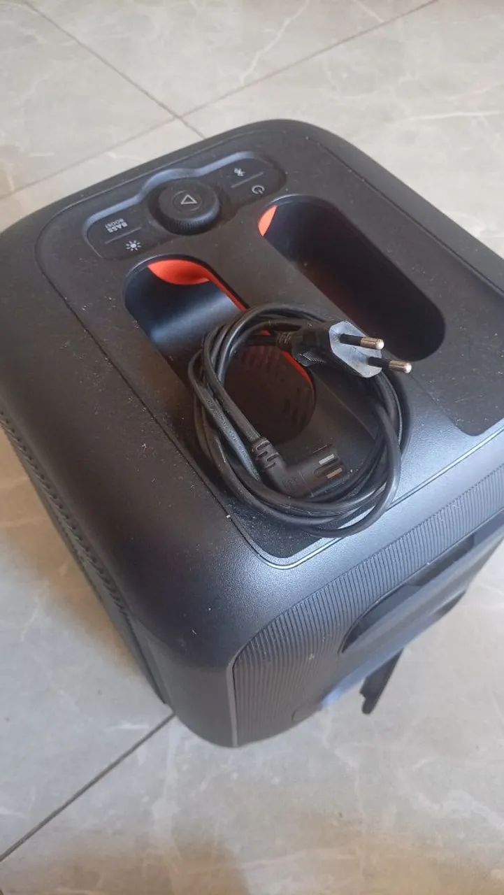Caixa de som JBL  - Foto 4