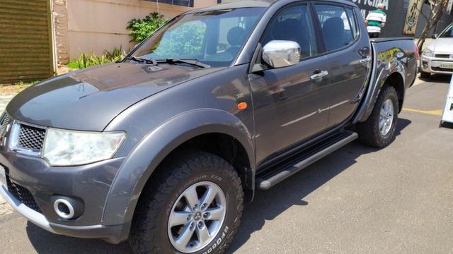 Vendo!! L200 Triton - 3.2 - Diesel - 2013 - Completa - Foto 5