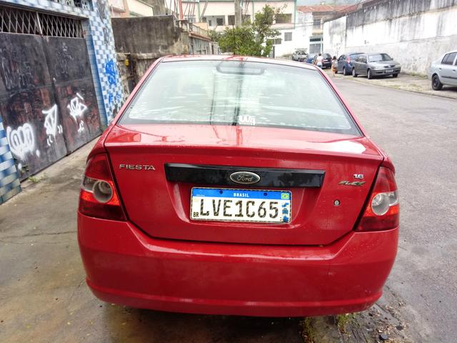 Vendo Fiesta Sedan 1.6 Ano 2005 - Foto 5