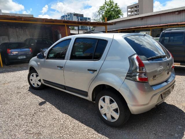 Sandero - Foto 3