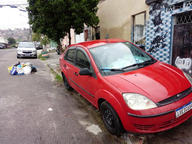 Vendo Fiesta Sedan 1.6 Ano 2005 - Foto 9