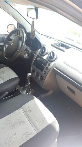 Ford Fiesta 1.6 FLEX - Foto 2