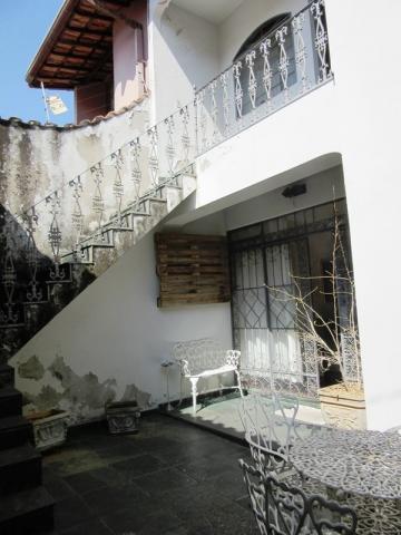 Excelente casa. 03 pavimentos, com habite-se e ótima localização. - Foto 15