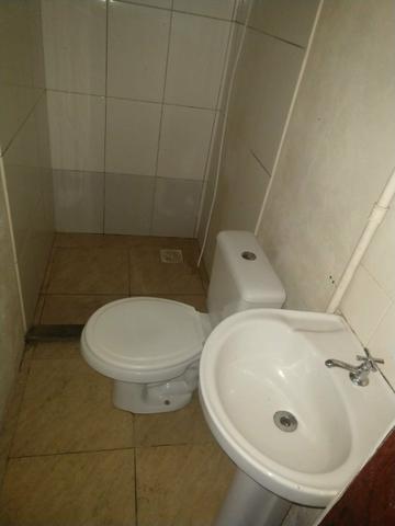 Alugo sobrado 2 quartos bairro olaria Max 2 pessoas - Foto 4