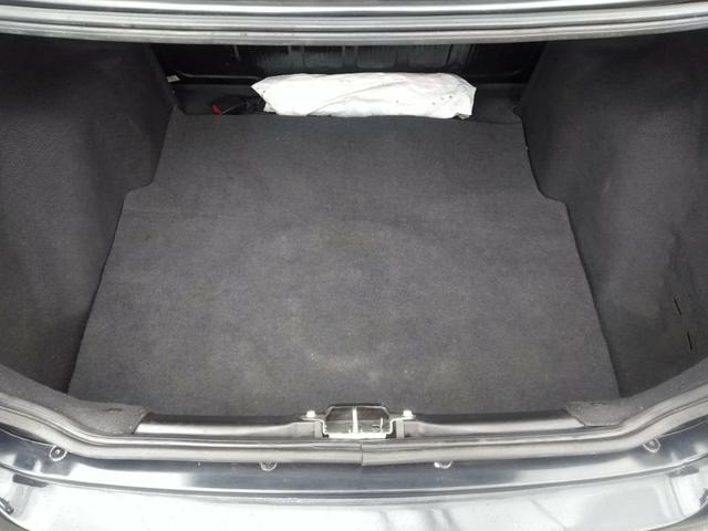 Fiat Siena ano 10/10 88 mil kilometros - Foto 19
