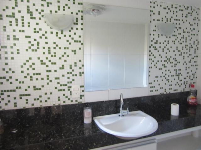 Excelente casa toda reformada, acabamento moderno. - Foto 8
