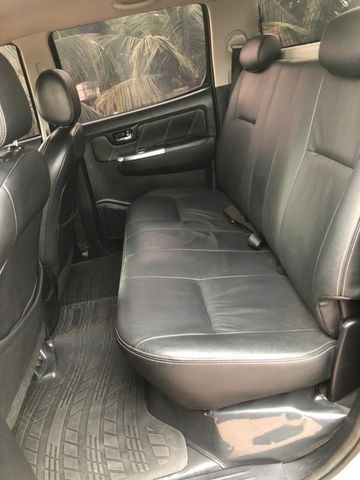 TOYOTA HILUX SRV DIESEL AUTOMÁTICA Ano 14/15 - Foto 7