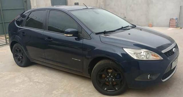 Focus Hatch Titanium 11/12 manual