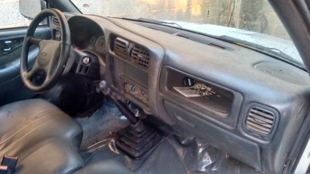 S10 Cabine dupla ano 2005 a gasolina - Foto 4