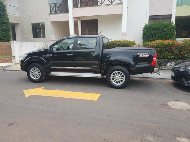 Vende-se Hilux Srv 2012 - Foto 3