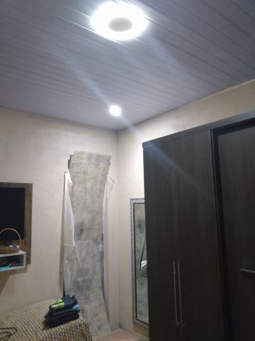 Vende uma casa em Manacapuru , por motivo de saúde