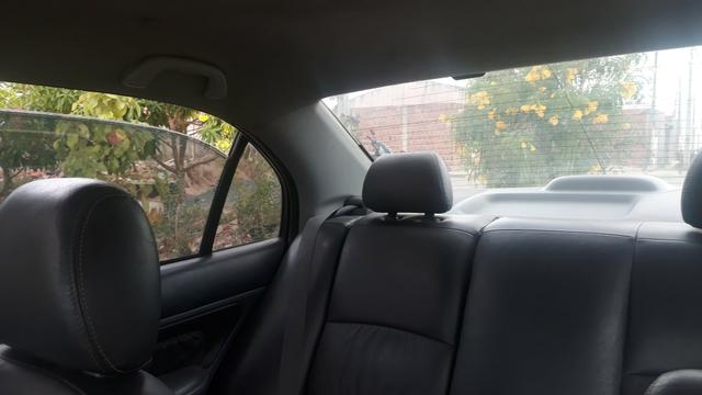 Vendo Honda Civic lxl automático 2004 - Foto 2