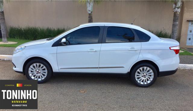 Fiat Grand Siena 1.6 Essence 14/15 Manual - Foto 3