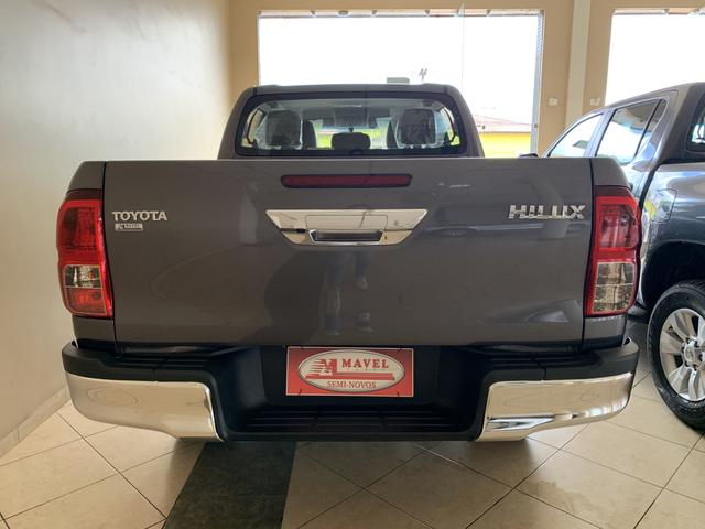 Hilux SR CD 4x4 Diesel OKM - Foto 7