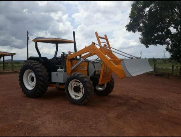 Trator Valtra - Foto 2